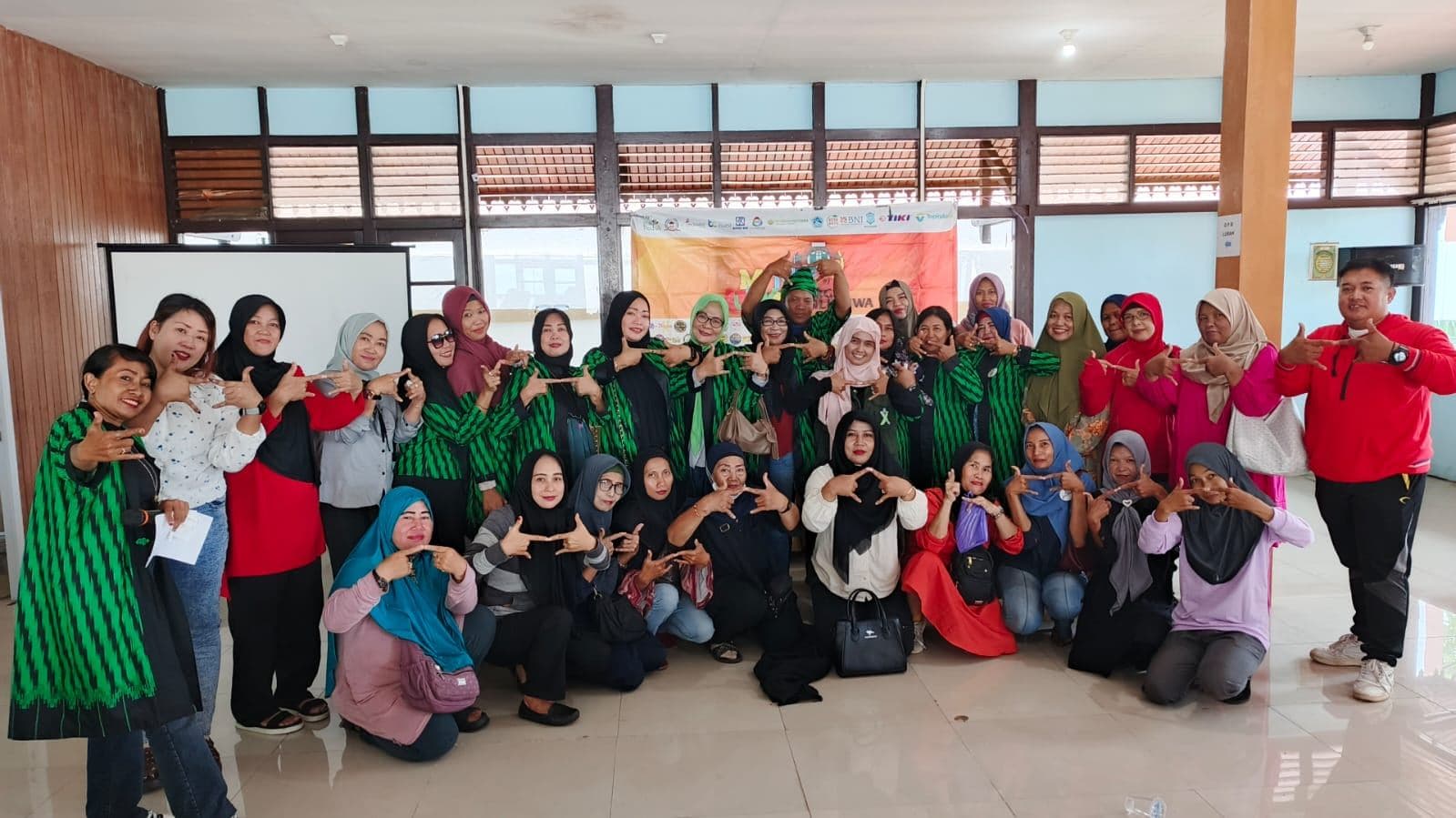Dari Parit Tokaya, UMKM Keluarga Khatulistiwa Sehari Cetak 50 Akun Halal