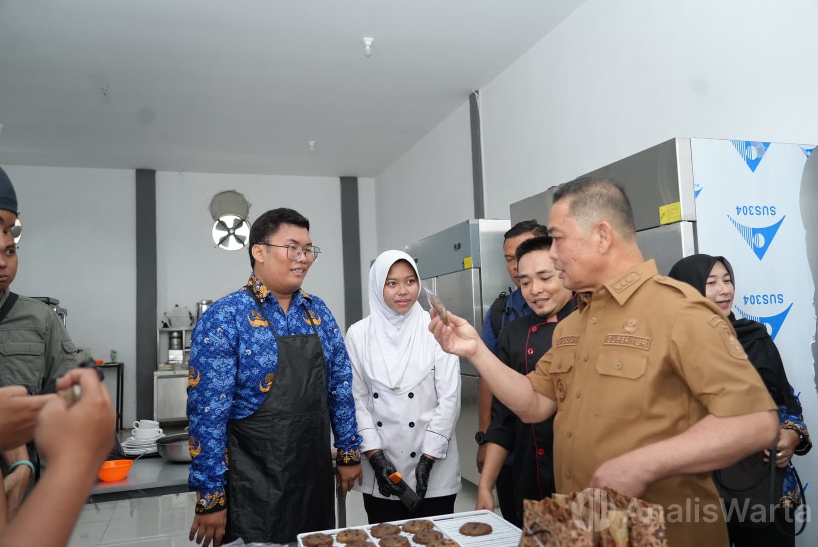 Gubernur Ria Norsan Cek Dapur MBG Ketapang, Pastikan Higienis dan Bergizi untuk Pelajar
